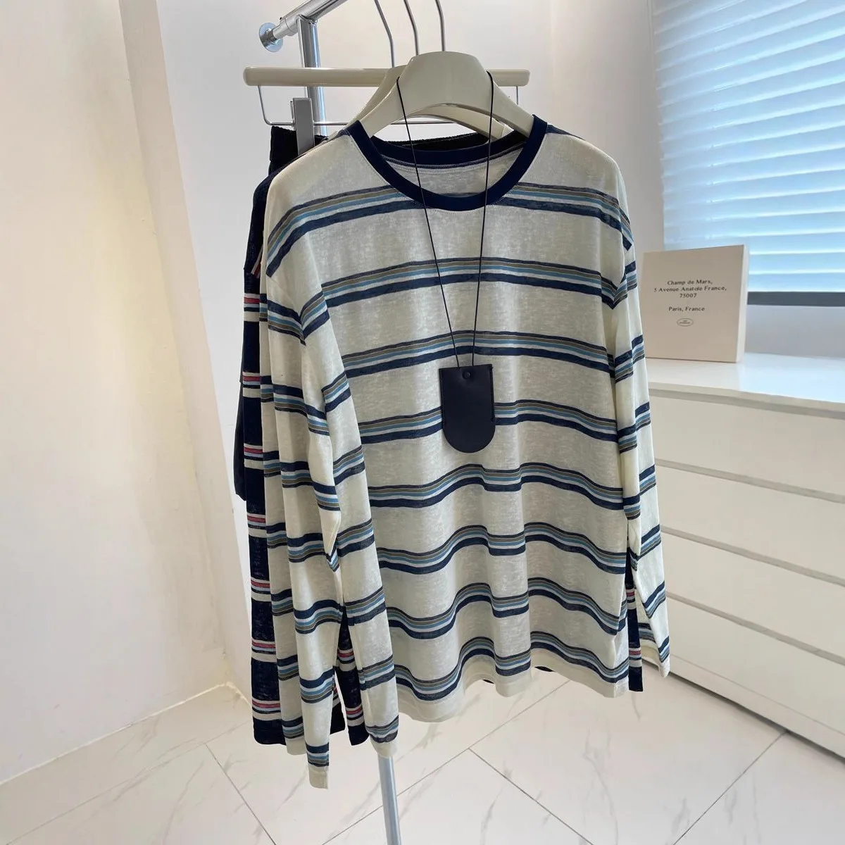 Minimalist Blue White Stripe L - огляд і ціна T-Shirts